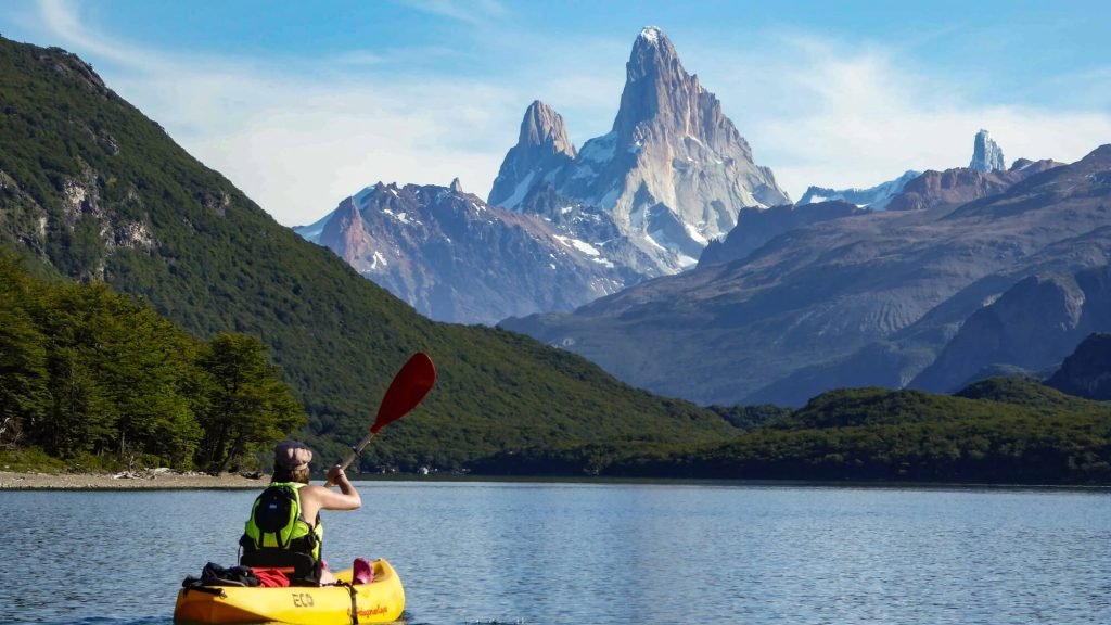 4. Kayak-lago-del-desierto-06