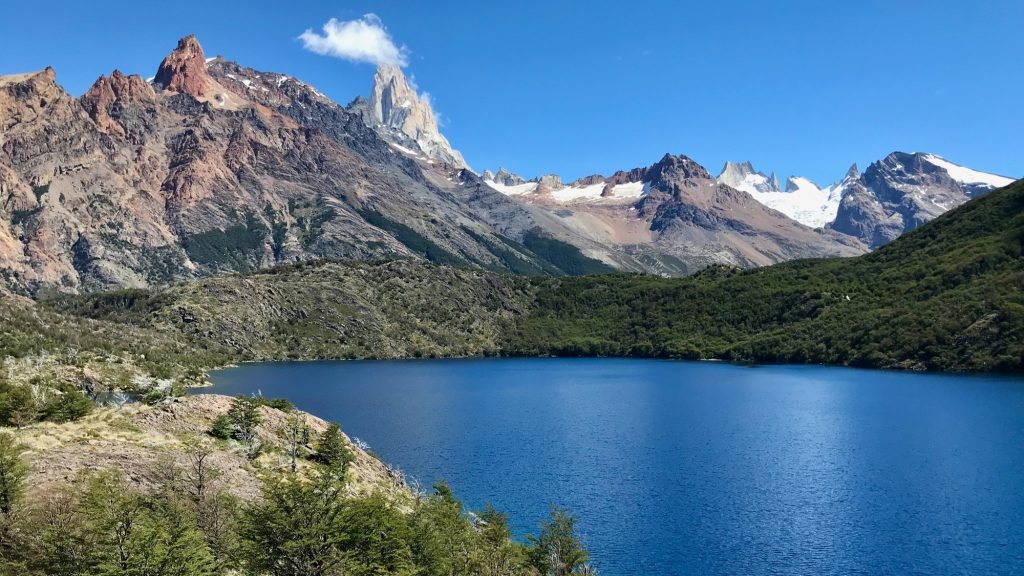 4. Reserva Huemules-4 . laguna azul